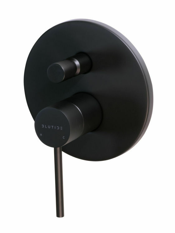 Picture of LACE CONCEALED DIVERTER TRIM KIT BLACK