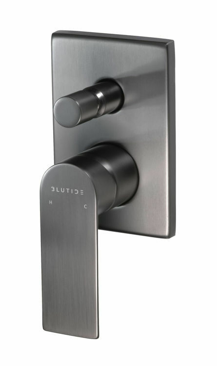 Picture of SILK CONCEALED DIVERTER GUNMETAL TRIM KIT