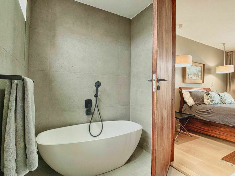 Picture of ZARA BATH